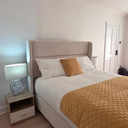 Large Bedroom * Dublin